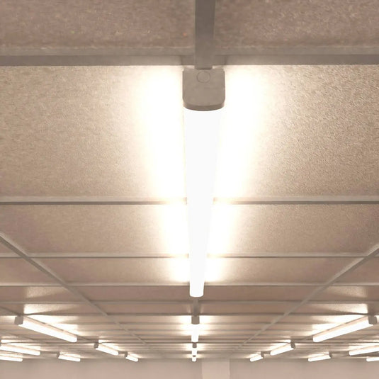 LED Batten with Microwave Sensor, Colour Adjustable in natural white light