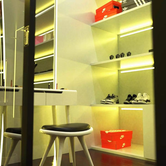 Trimless Plaster In Aluminium Profile With Diffuser & End Caps , 2m Long vanity room