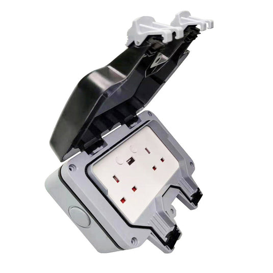 IP55 smart WiFi double socket with USB port