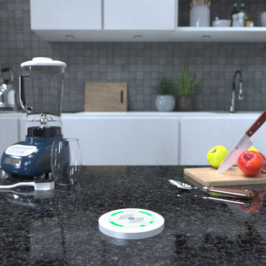 Closed motorised pop up plug socket