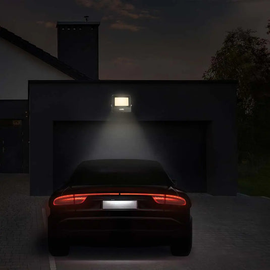 IP65, LED Flood Light With PIR Sensor outside the garage setting