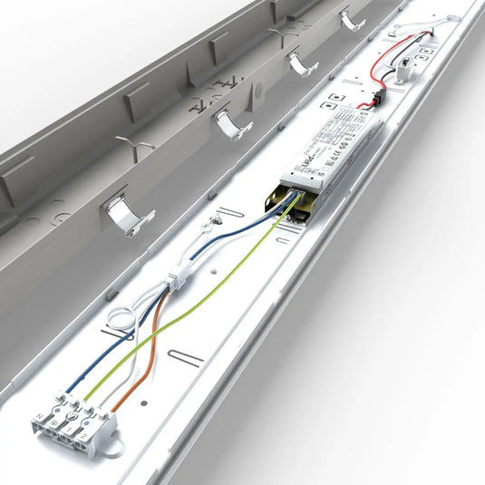 4FT Waterproof IP65 LED Batten Light inside mechanism