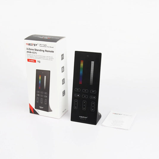 RGB + CCT remote control with its packaging